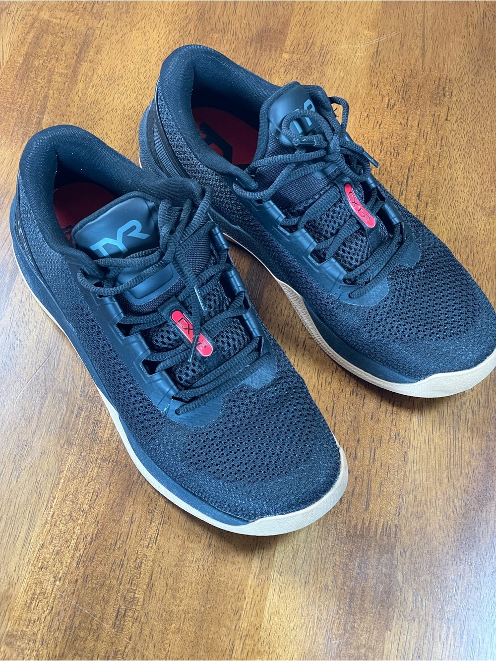 TYR CXT-2 Cross Training Shoes Black Gum Sole - Excellent Condition!